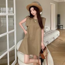 Summer 2022 New French Hepburn style Korean temperament thin style loose slim sleeveless casual dress women